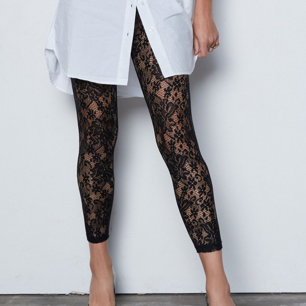 Tart Black Lace Leggings. XS